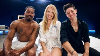 Wifey Aria Rae – Stunning Blonde Gets BBC Railed In Front Of Her Wife