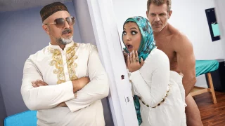 HijabHookup Ravyn Moore – Shes a Virgin, But This Isnt Sex, Its a Medical Procedure